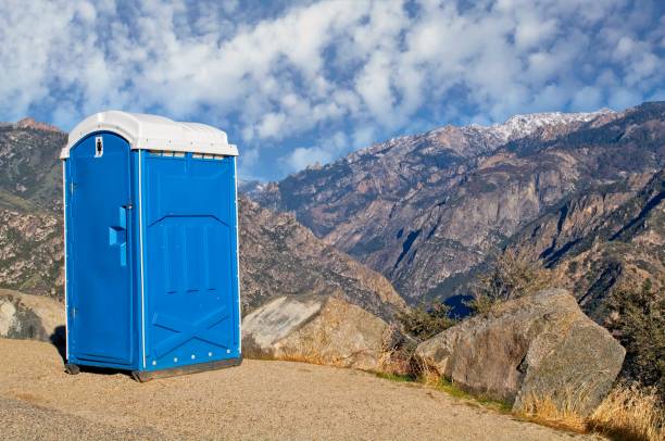 Best Luxury portable toilet rental  in Quanah, TX